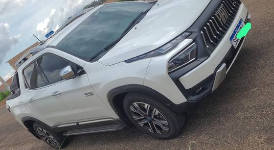 FIAT TORO 2.2 TURBO DIESEL RANCH 4WD AT9 FIAT TORO 2.2 TURBO DIESEL RANCH 4WD AT9